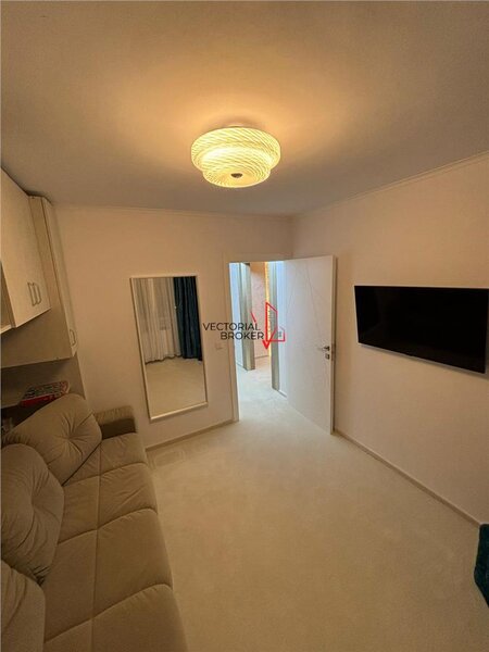 Titan, sectia 13 Politie, 3 camere renovat si utilat complet